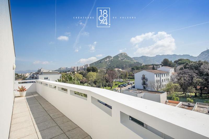 Duplex - 97 m² - 4 pièces