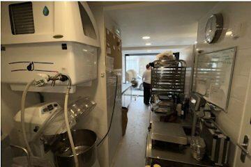 Local commercial - 101 m²