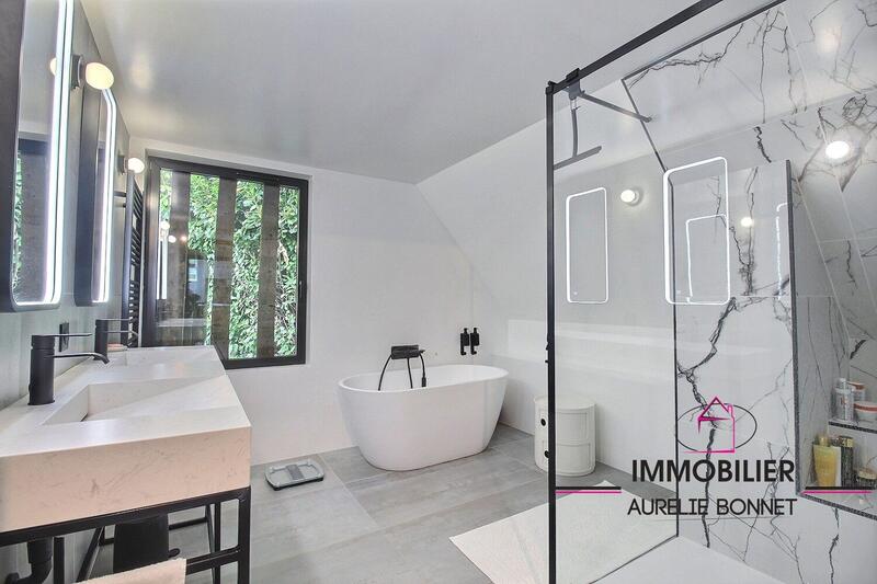 Maison ancienne - 157 m² - 7 pièces