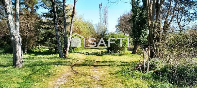 Maison - 253 m² - 10 pièces