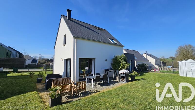 Maison - 95 m² - 4 pièces