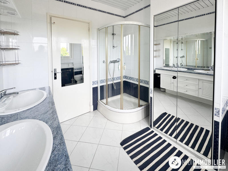 Appartement - 264 m² - 4 pièces