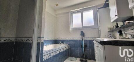 Maison de campagne - 218 m² - 12 pièces