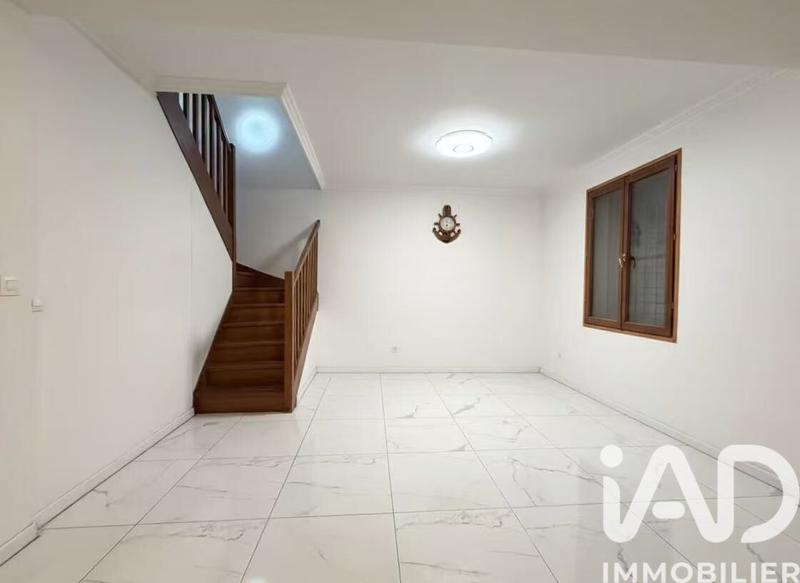 Maison - 112 m² - 4 pièces