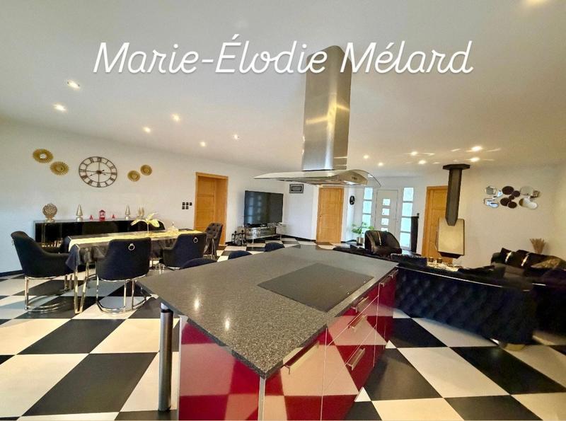 Maison - 156 m² - 6 pièces