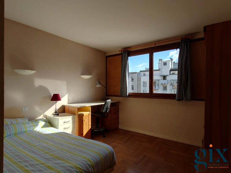 Appartement - 147 m² - 6 pièces