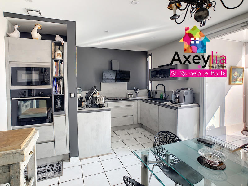 Appartement - 179 m² - 7 pièces