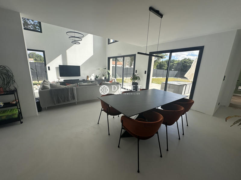 Maison contemporaine - 145 m² - 5 pièces