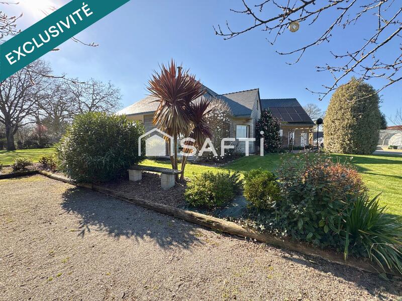 Maison - 220 m² - 8 pièces