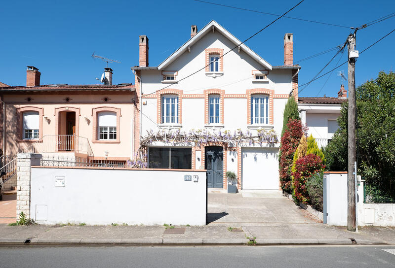 Maison - 195 m² - 8 pièces