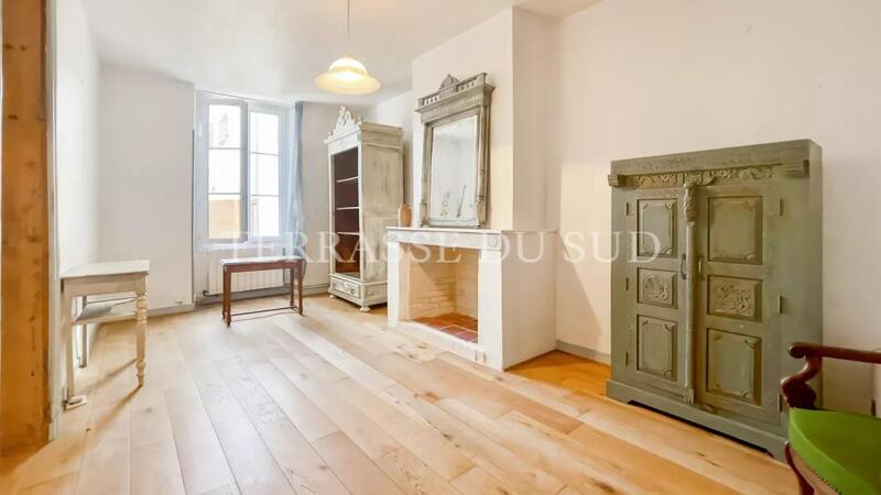 Propriété - 288 m² - 5 pièces