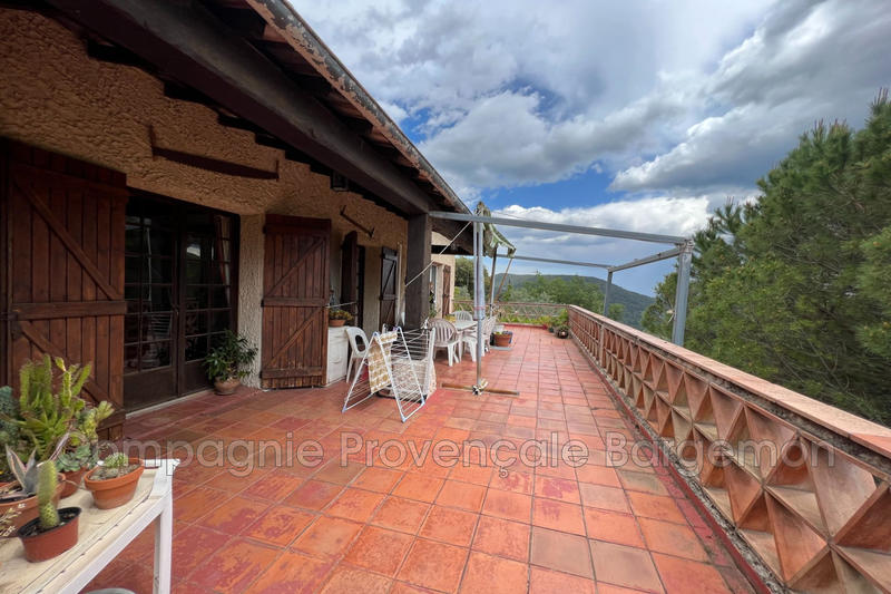 Maison - 190 m² - 8 pièces