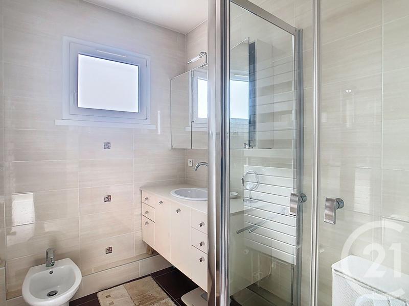 Immeuble - 4 pièces