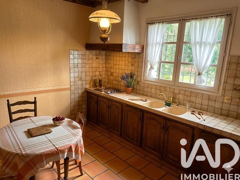 Maison - 140 m² - 5 pièces