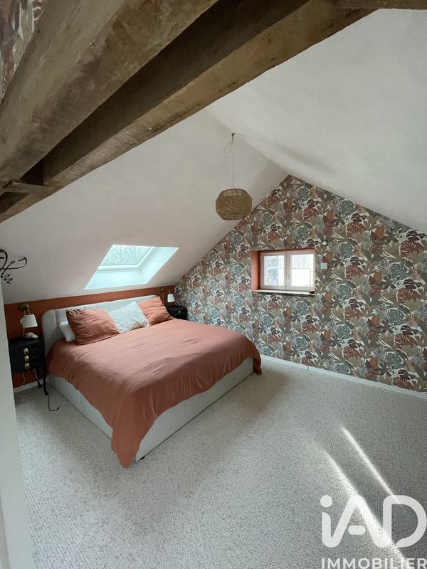 Maison - 210 m² - 5 pièces