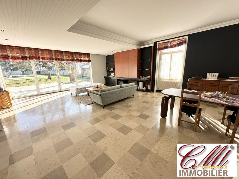 Manoir - 433 m² - 14 pièces