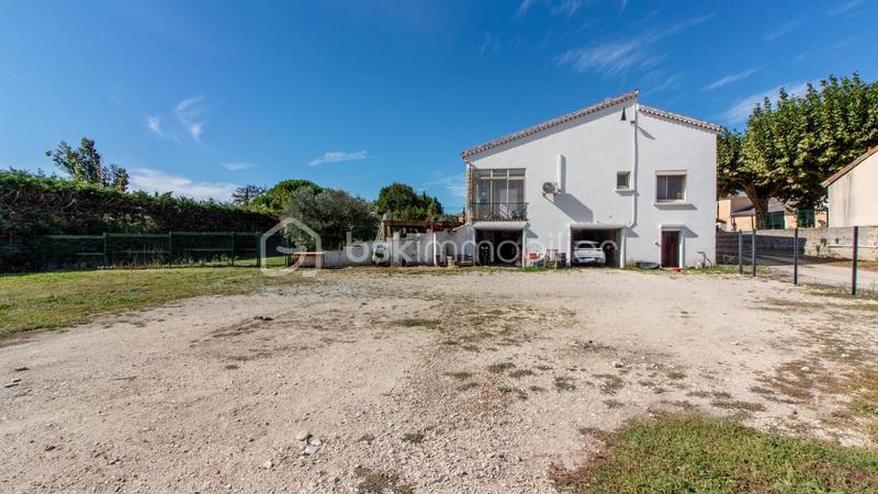 Maison traditionnelle - 142 m² - 6 pièces