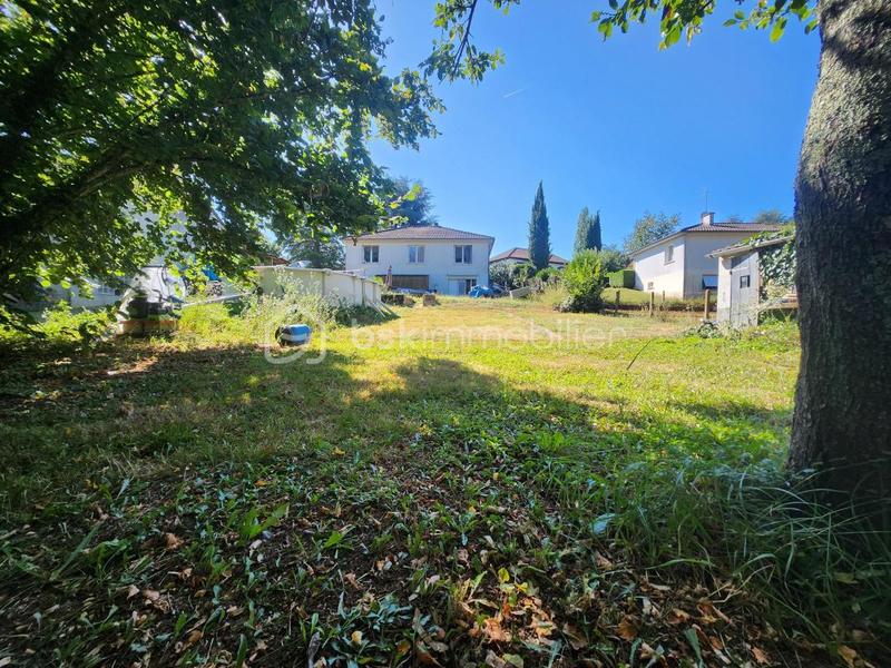 Maison - 93 m² - 4 pièces