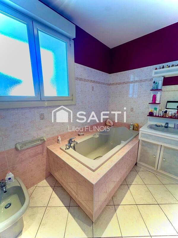 Maison - 182 m² - 4 pièces