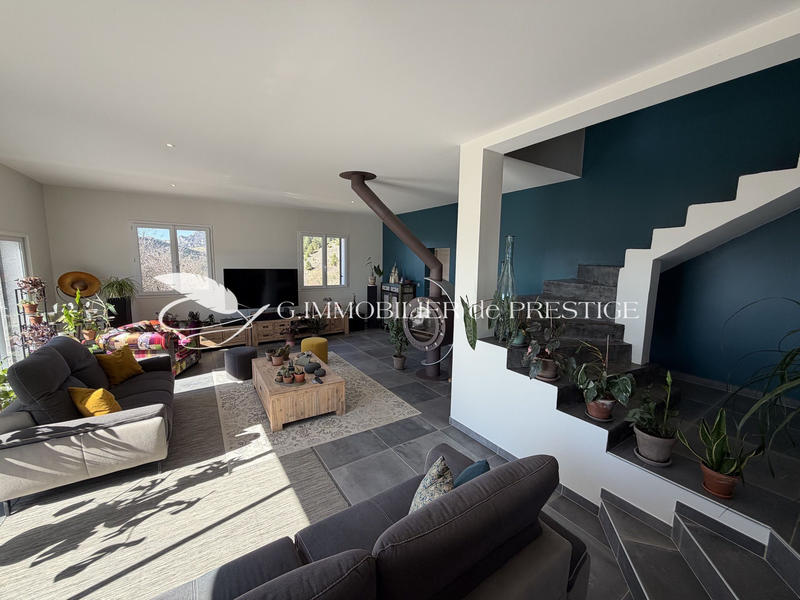 Villa - 270 m² - 8 pièces