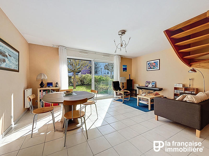 Maison - 93 m² - 5 pièces