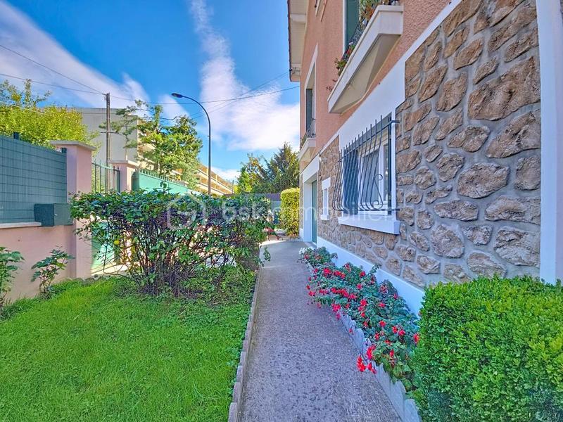 Maison - 127 m² - 5 pièces