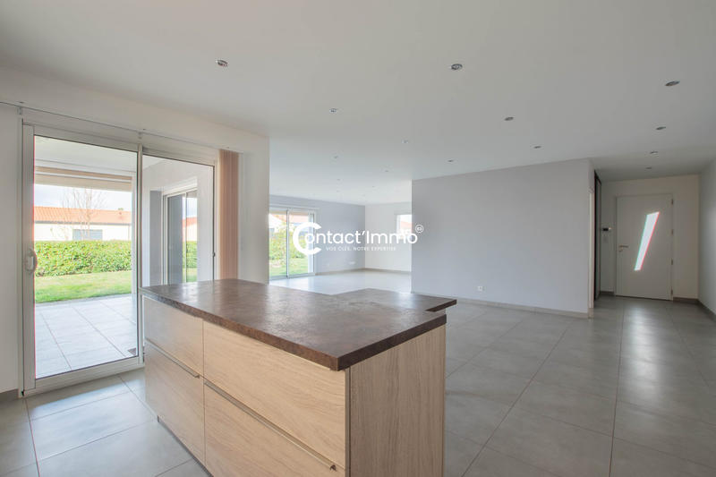 Maison - 138 m² - 5 pièces