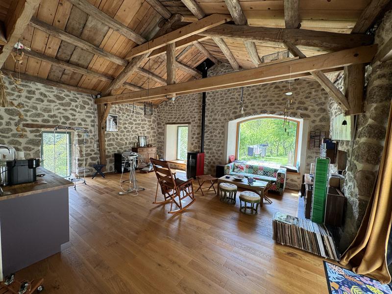 Corps de ferme - 250 m² - 7 pièces