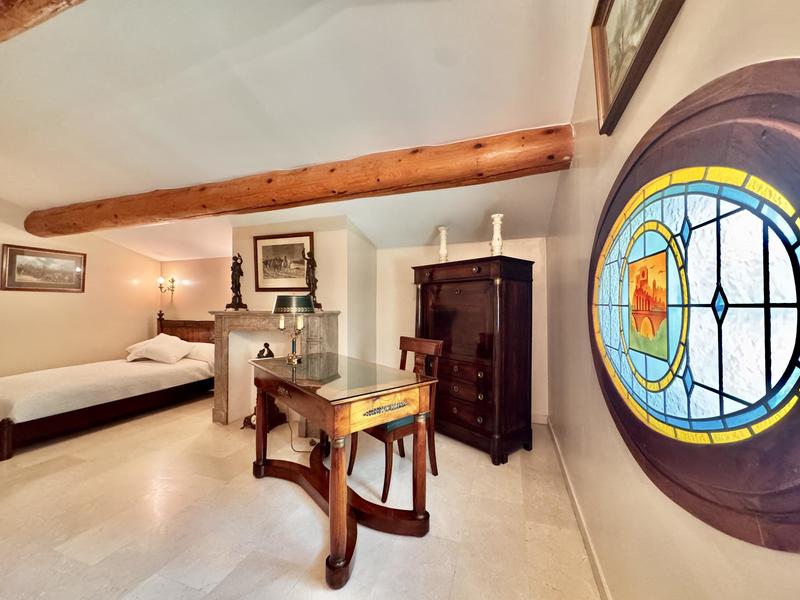 Villa - 294 m² - 7 pièces