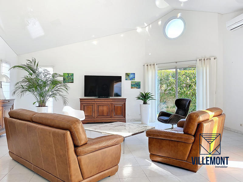 Villa - 153 m² - 5 pièces