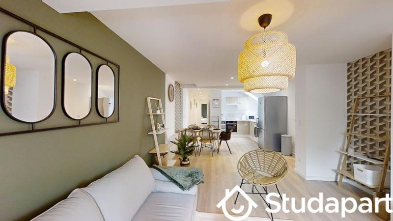 Chambre - 11 m² - 1 pièce