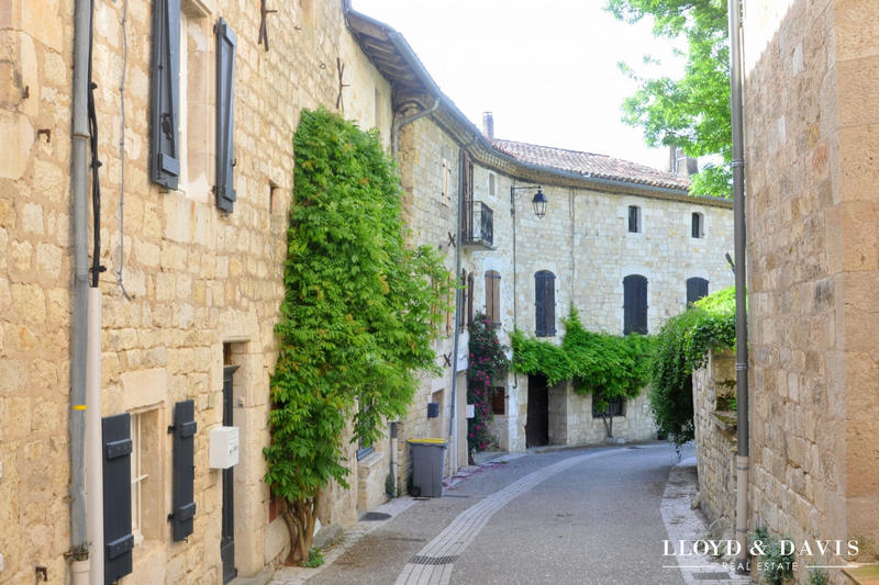 Maison - 105 m² - 4 pièces