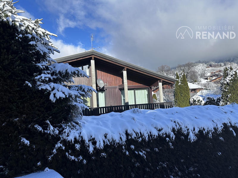 Châlet - 200 m² - 8 pièces