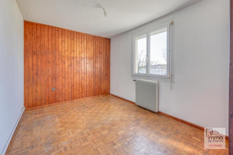 Appartement - 80 m² - 5 pièces