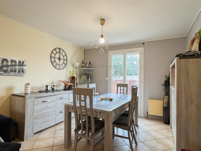 Maison - 97 m² - 5 pièces