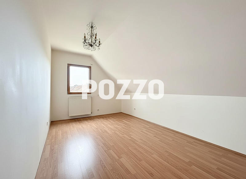 Maison - 177 m² - 6 pièces