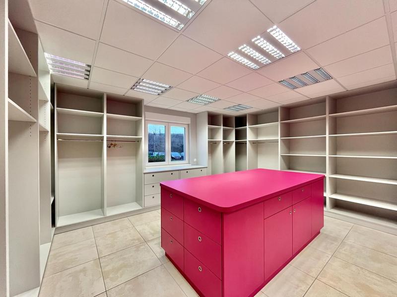 Bureau - 107 m² - 2 pièces