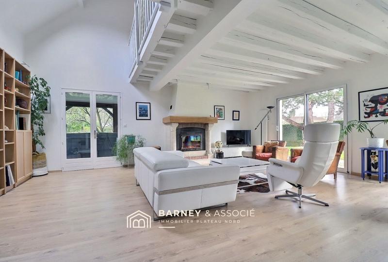 Maison - 162 m² - 6 pièces