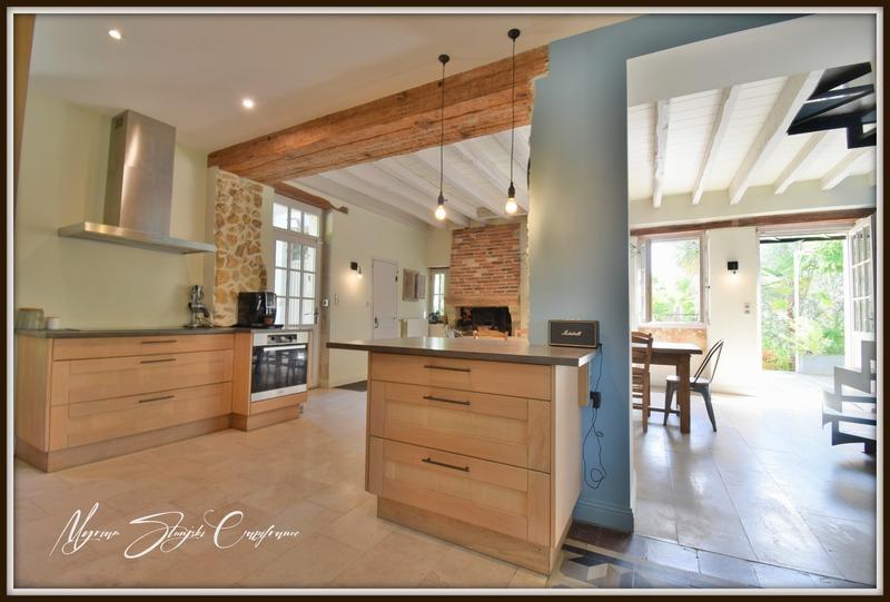 Maison bourgeoise - 420 m² - 14 pièces