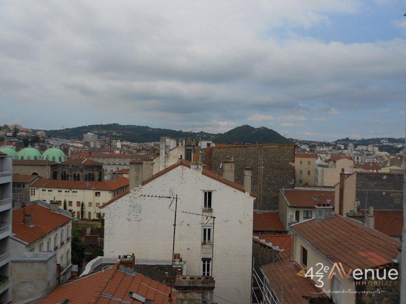 Loft - 50 m² - 1 pièce