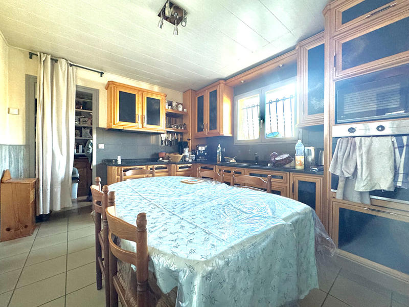 Maison - 190 m² - 9 pièces