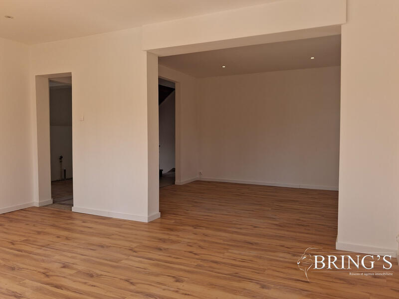 Maison - 105 m² - 5 pièces