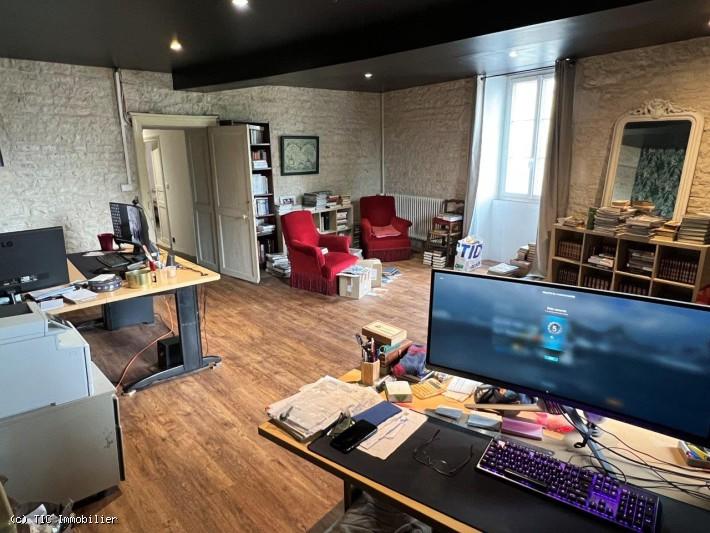 Maison de village - 214 m² - 7 pièces