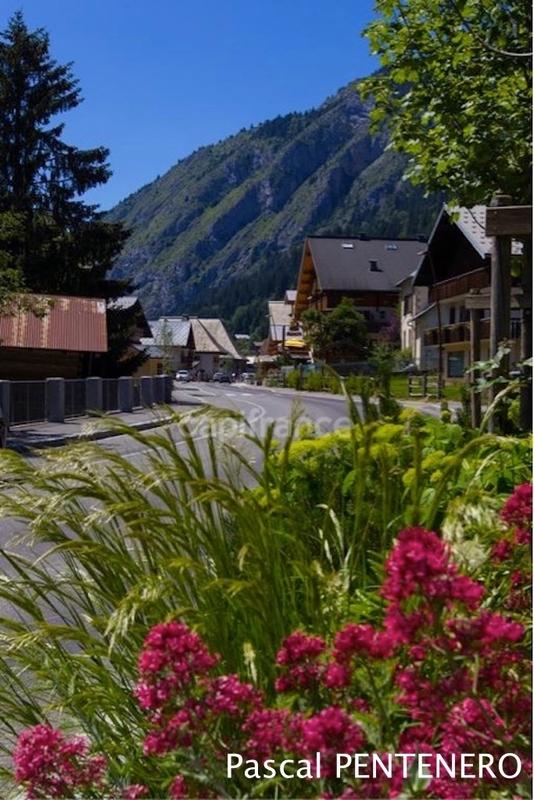 Terrain constructible - 1 000 m²