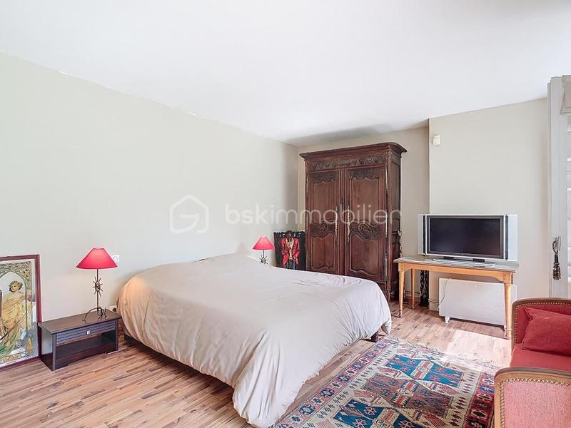 Demeure - 155 m² - 6 pièces