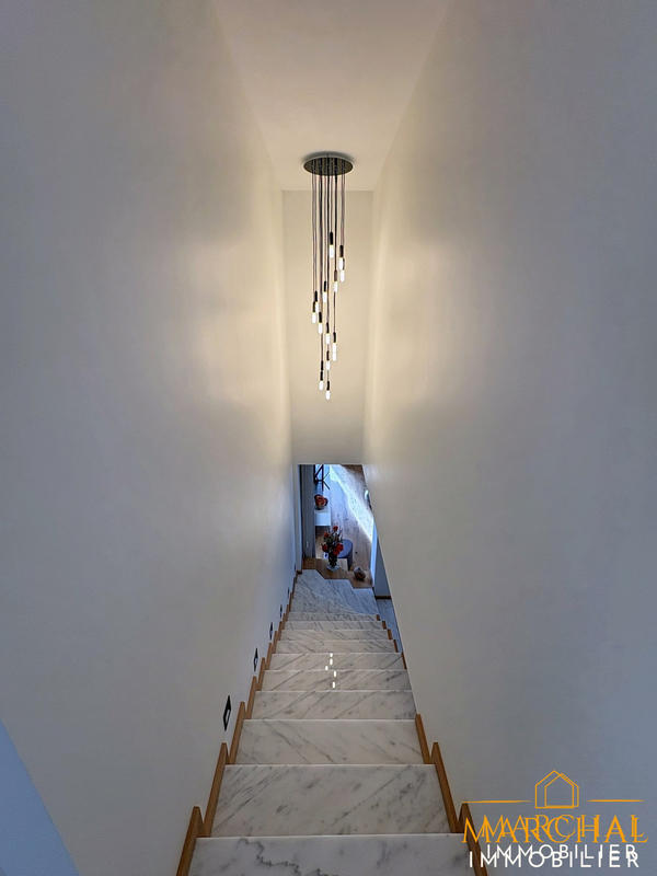 Villa - 202 m² - 5 pièces