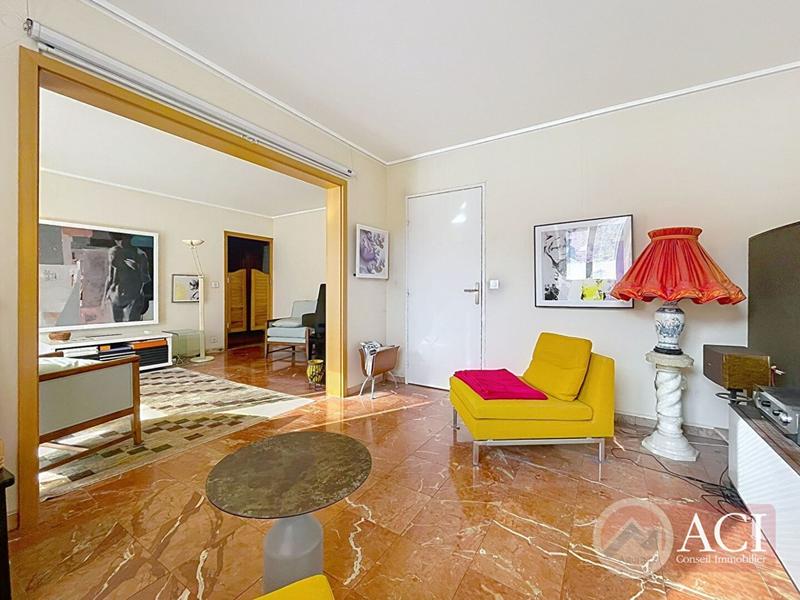 Appartement - 86 m² - 4 pièces