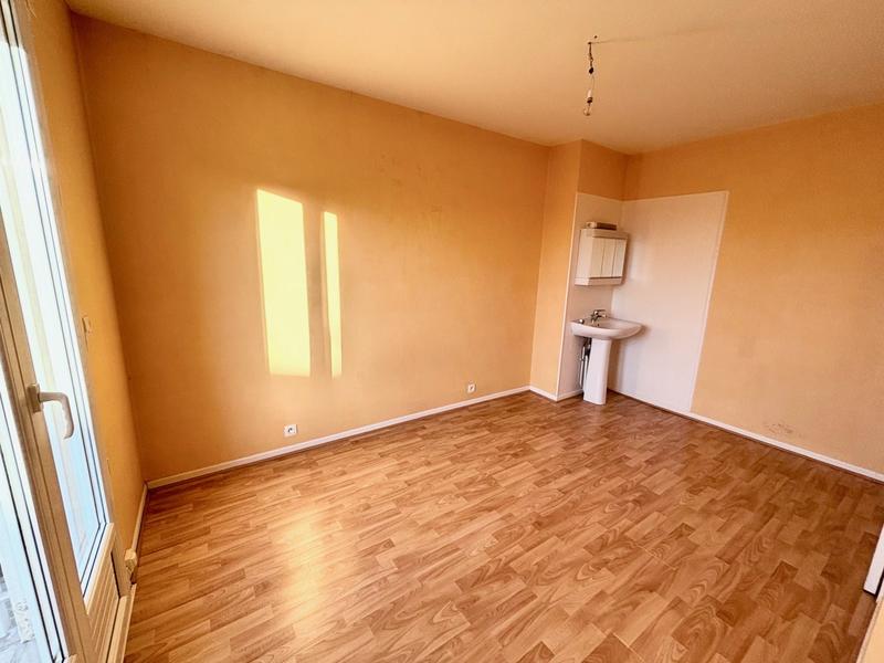 Maison - 99 m² - 5 pièces