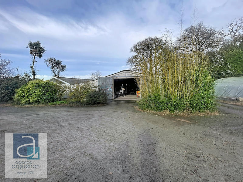 Maison - 210 m² - 8 pièces