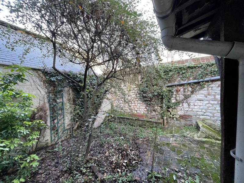 Maison - 95 m² - 6 pièces